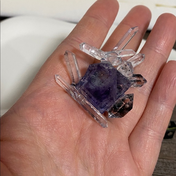 Multicolor Crystal Cluster statement ring - Picture 7 of 13